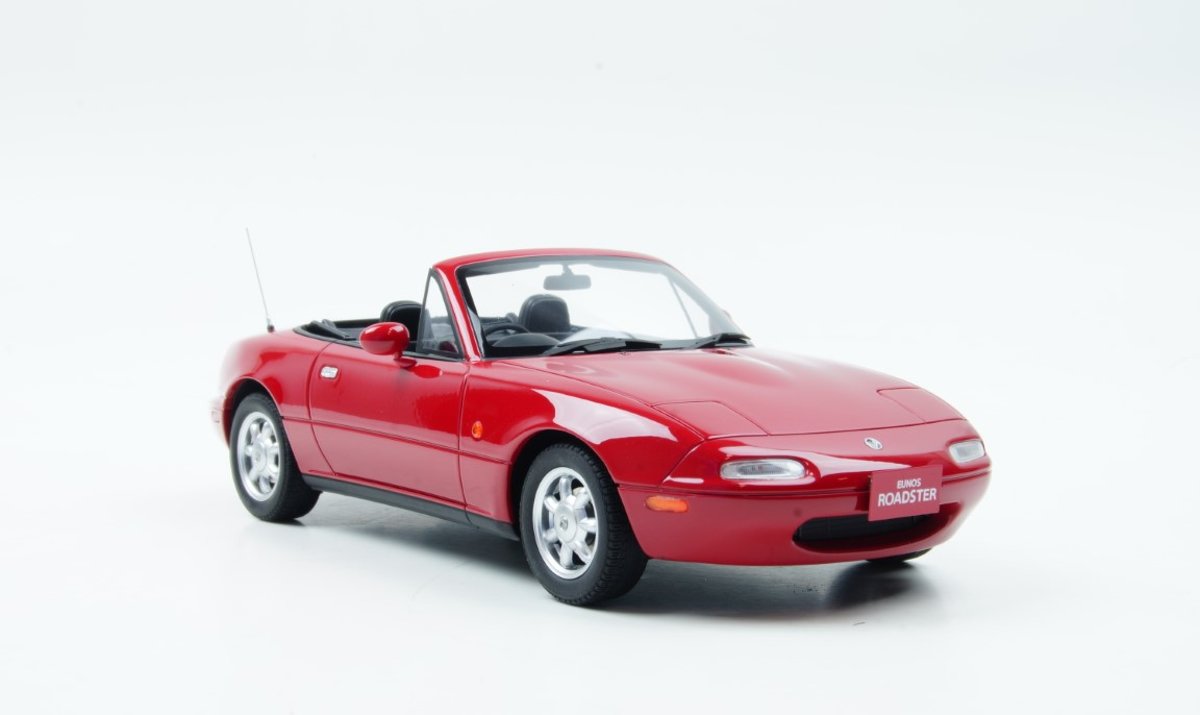 Kyosho Samurai Mazda Eunos Roadster 1994 Rood 1:18