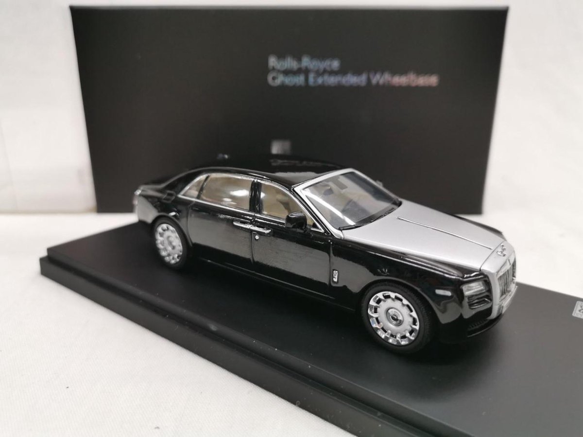 Rolls-Royce Ghost EWB ( Extended Wheelbase )Diamond Black 1-43 Kyosho