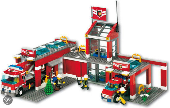 LEGO City Hoofdkwartier Brandweer - 7945