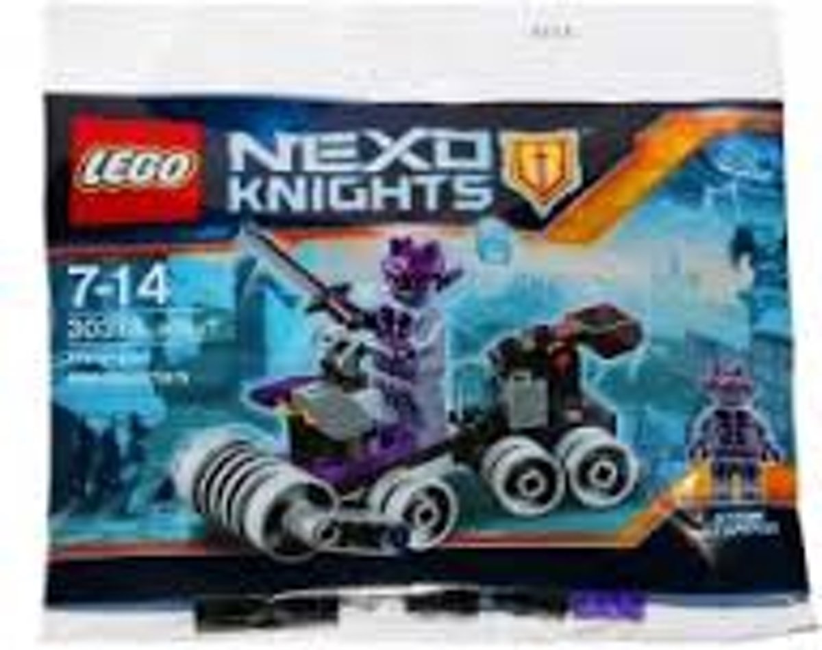 lego nexo knights Schrunken Headquarters