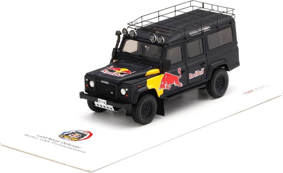 Land Rover Defender Red Bull Luka