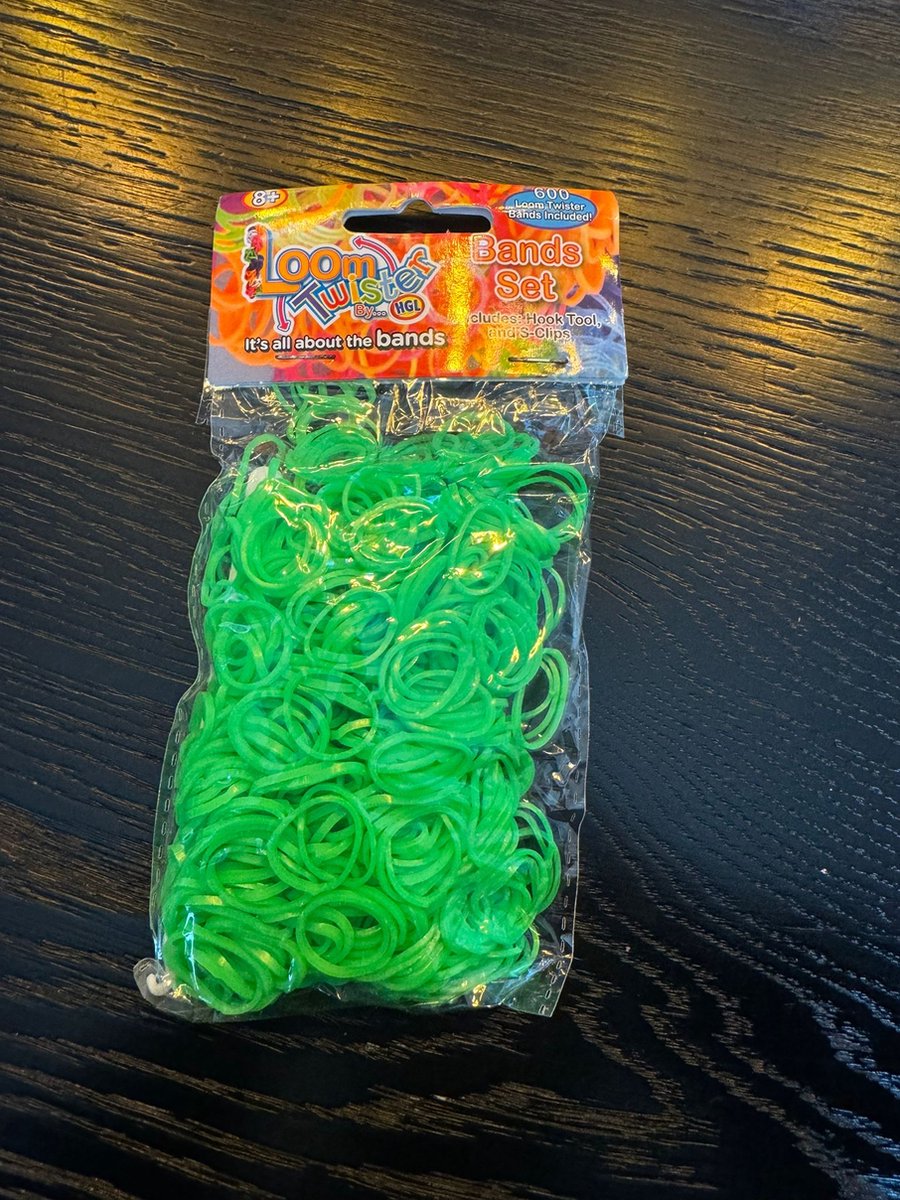 Loom Bandjes - Neon Groen - 600 stuks - Loombandjes - Loom Twister -   - Elastiekjes - Inlcusief S-Clips / Haakjes