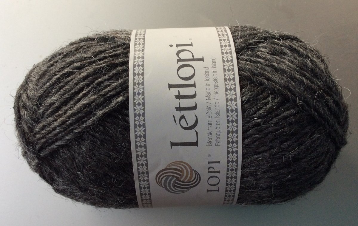 IJslandse breiwol Lettlopi - dark grey heather/ dökkgrá heill