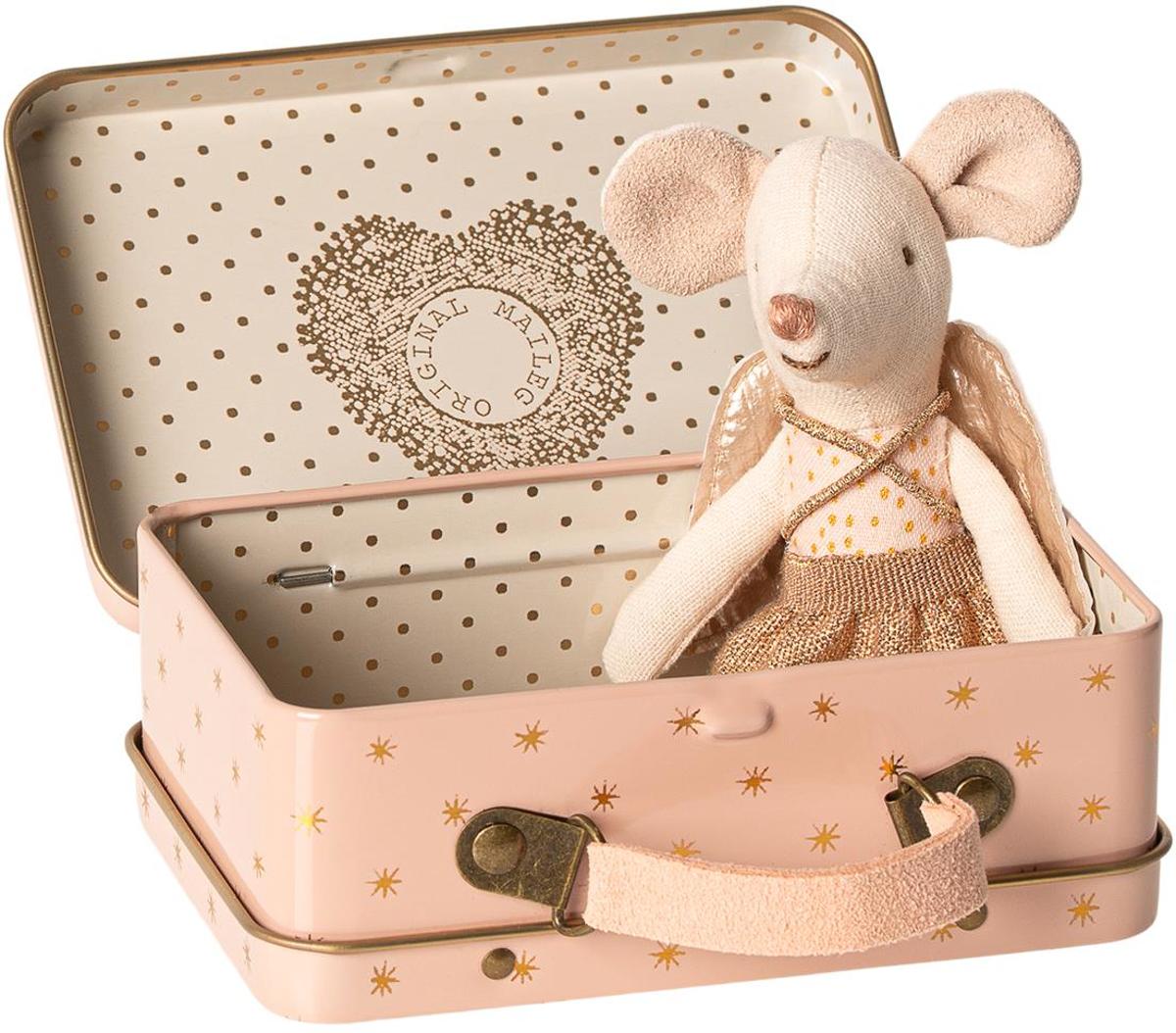 Guardian angel in suitcase, Little sister mouse