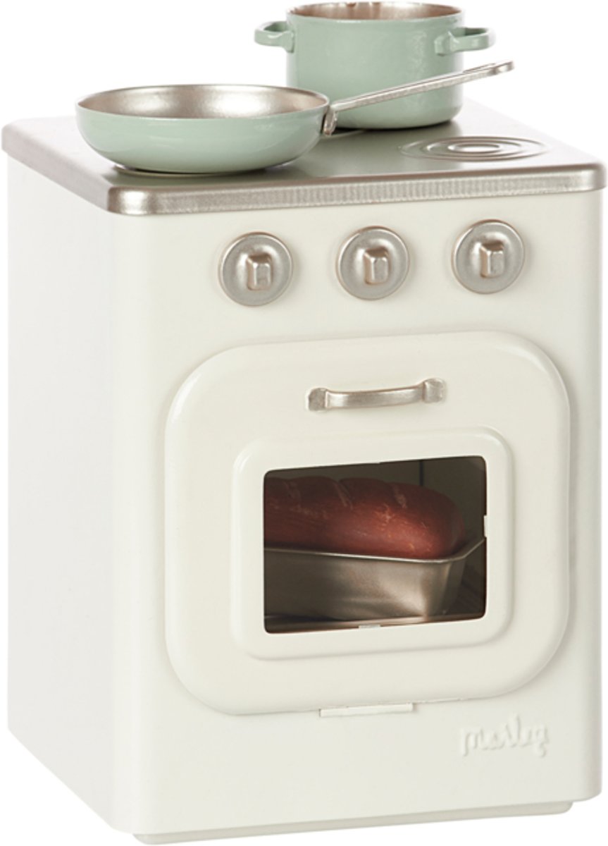 Maileg Metal Stove w. utensils