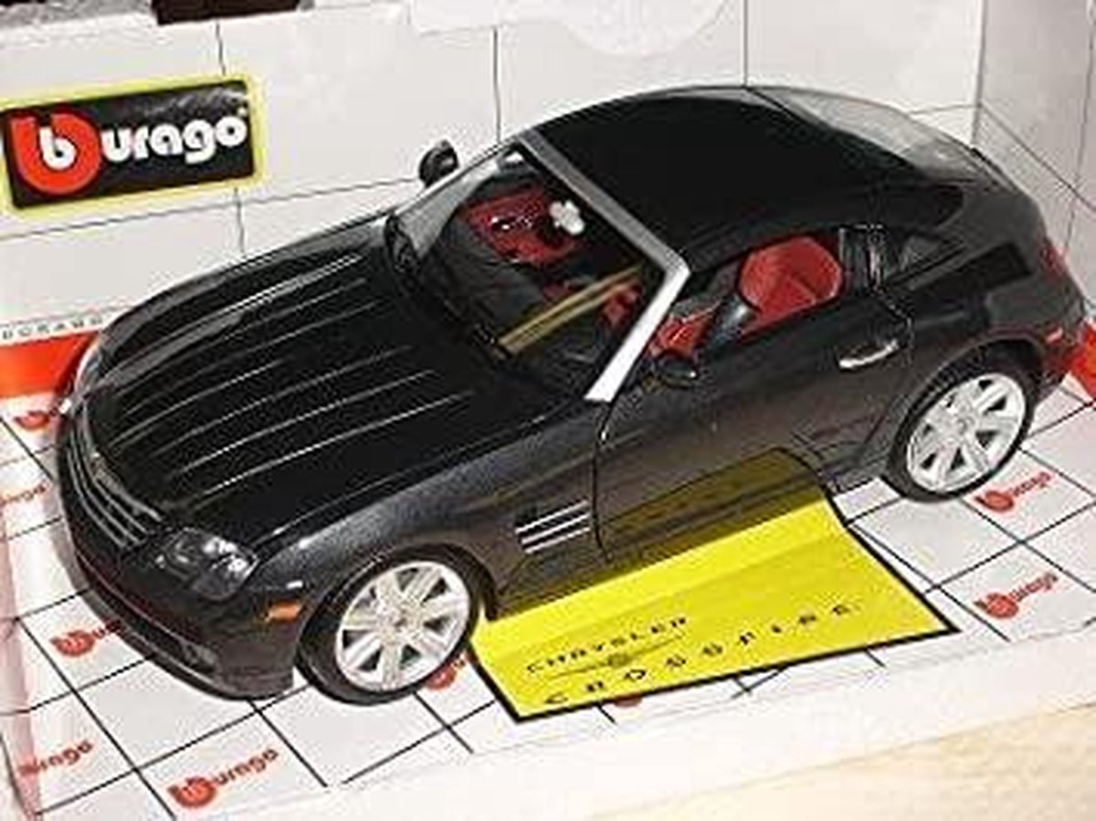 BBurago Diamond Chrysler Crossfire 2002 Zwart 1:18