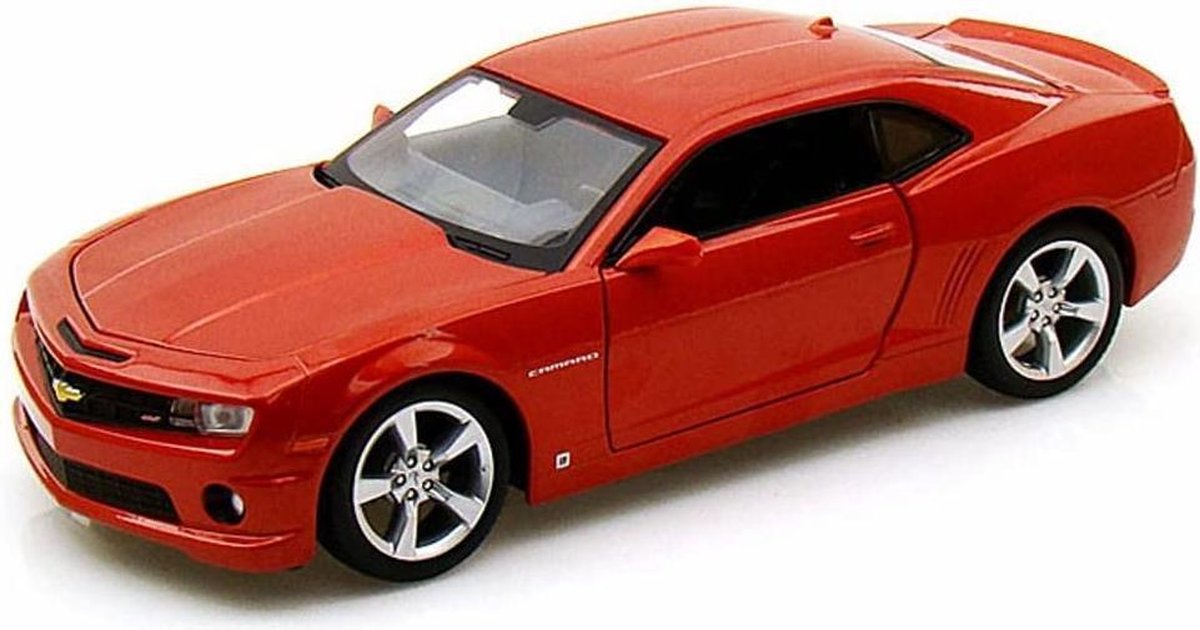 Chevrolet Camaro SS RS (Oranje) 1/24 Maisto