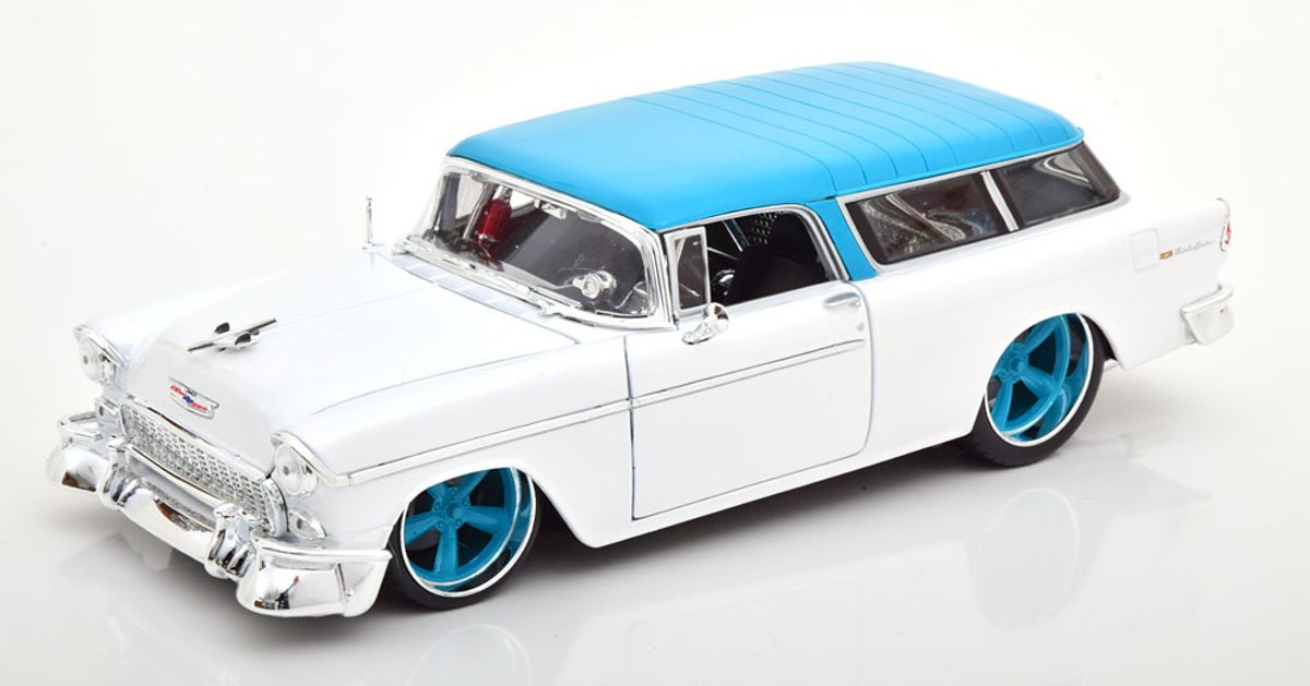 Chevrolet Nomad 1955 1-18 Wit/Blauw Maisto