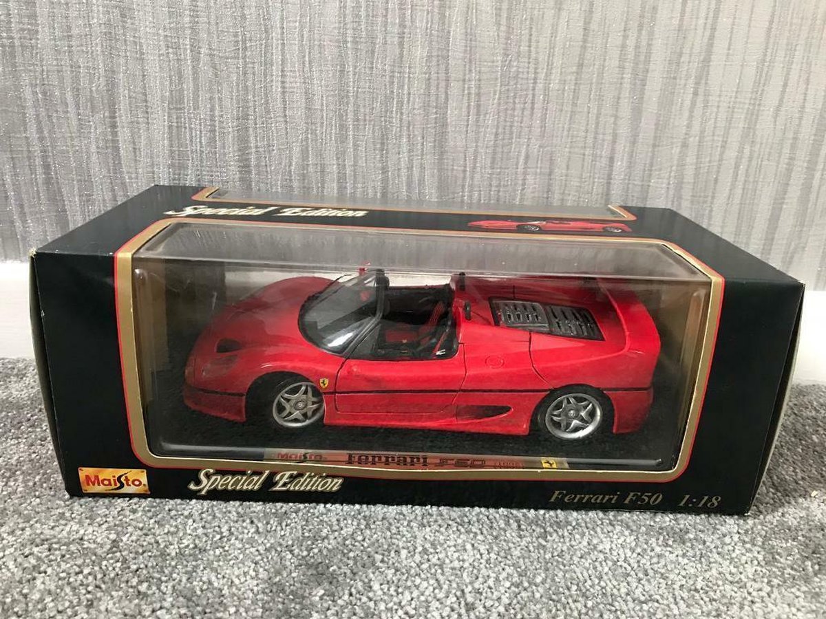 Ferrari F50 1995 Special Edition – Maisto 1:18