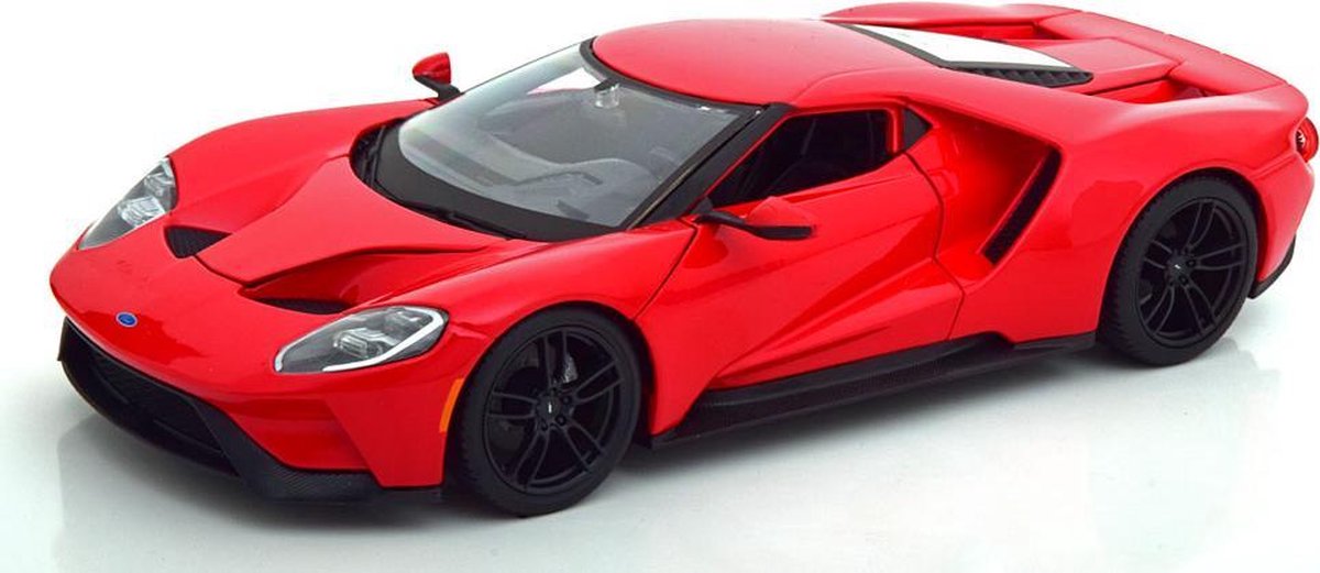 Ford GT 2017 Rood 1-18 Maisto