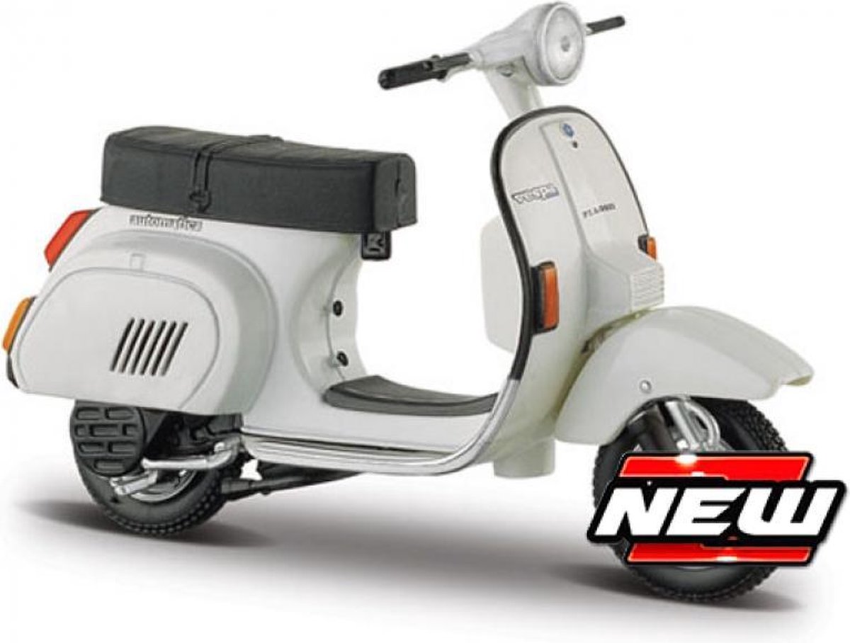 MAISTO VESPA SCOOTERS PK 125 AUTOMATICA 1984 1:18