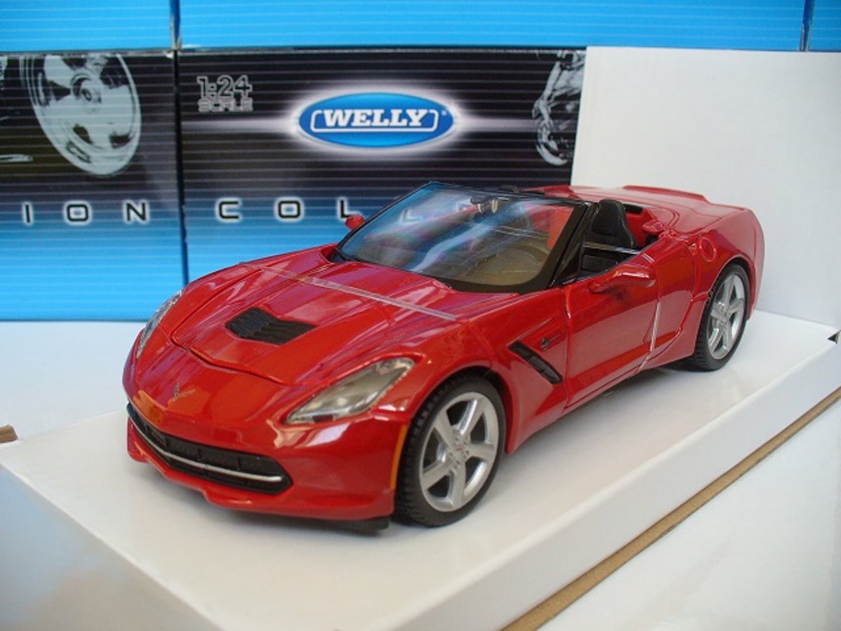 Maisto 1/24 Chevrolet Corvette Stingray 2014 Cabrio Rood