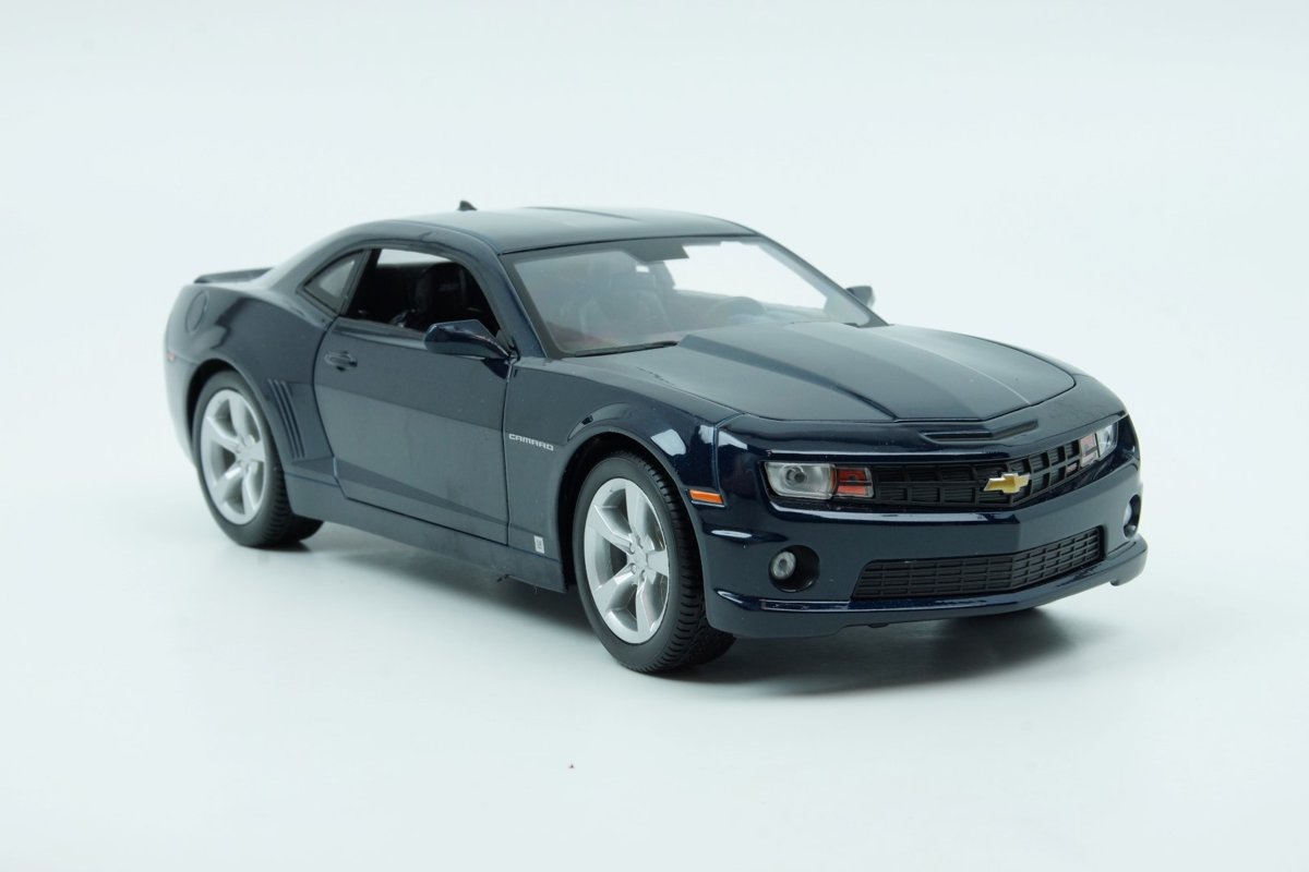 Maisto Chevrolet Camaro SS/RS 2010 Blauw 1/18