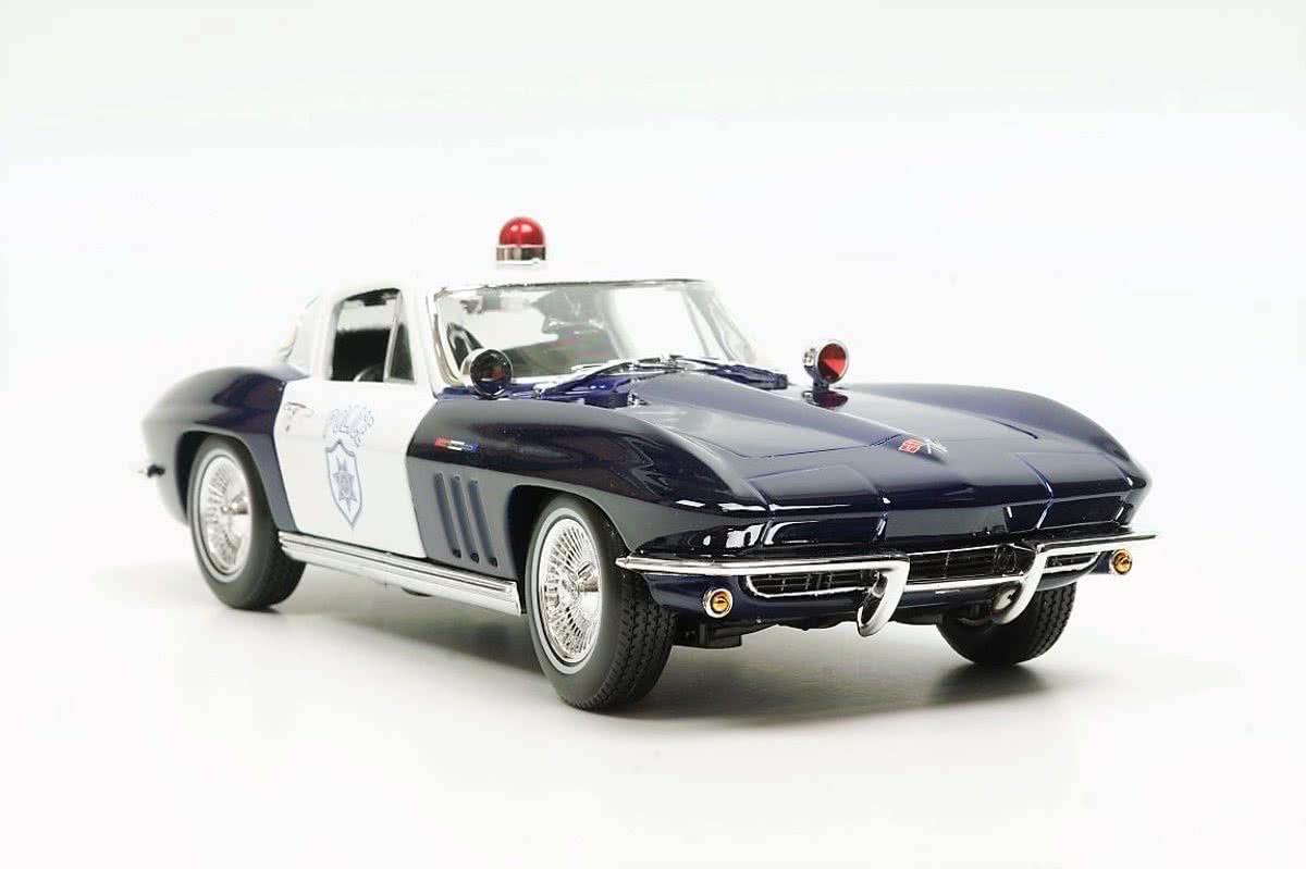 Maisto Chevrolet Corvette 1965 Police Blauw 1:18