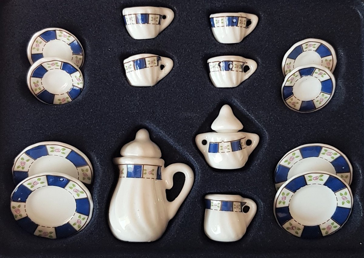 Miniatuur keuken porseleinen koffie serviessetje Modern blauw / poppenhuisinrichting 1:12 / Keukenminiatuur accessoires