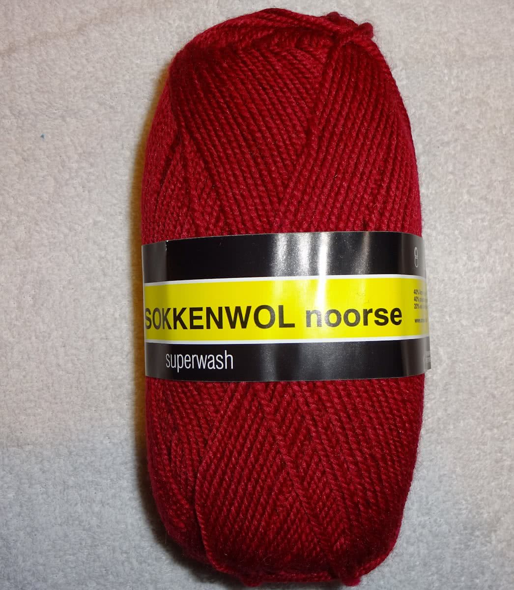   Noorse Sokkenwol 6858 Rood Pak 10 Stuks