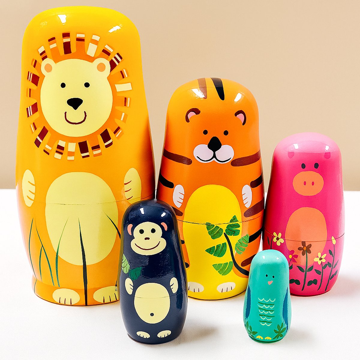 Matroesjka Poppen - Wilde Dieren - 5 Delig - Hout - Matroesjka - Nesting Dolls - Baboesjka Poppetjes Hout - Geverfd - Baboesjka - Babushka - Peg Dolls - Houtpoppetjes - Russische Poppetjes