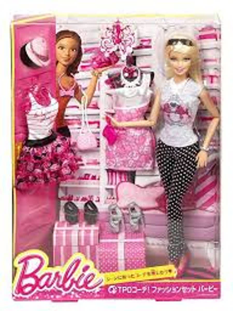 Brb My Fab Fashions! Barbie & Mode