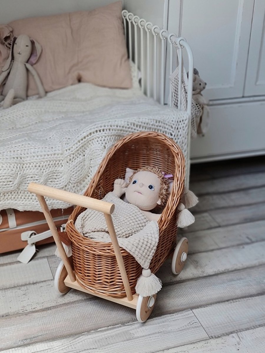 POPPENWAGEN - RIETEN - HOUT - HANDGEMAAKT - NATUURLIJK