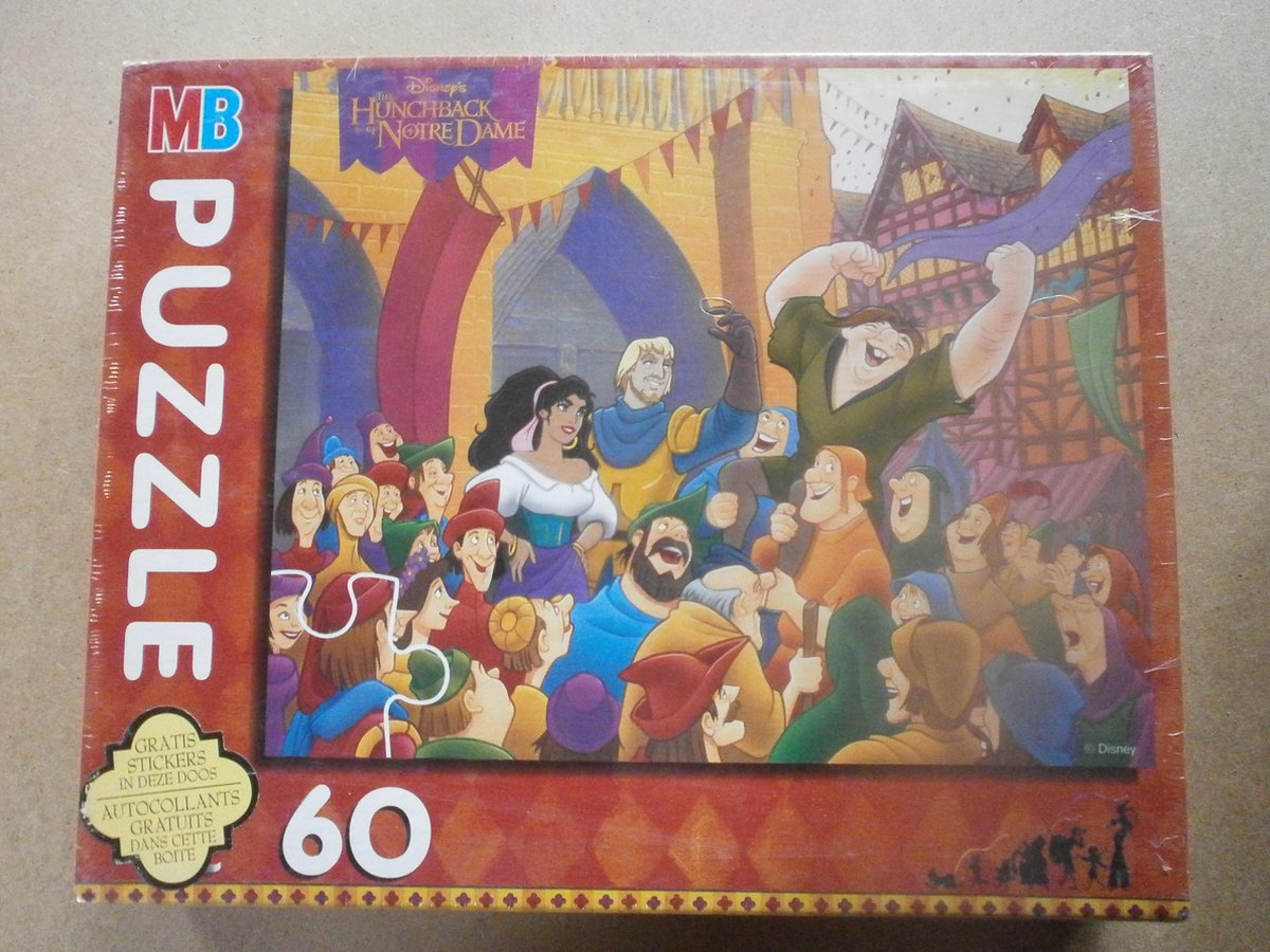 puzzel MB 60 stukjes de klokkenluider van de  notre dame