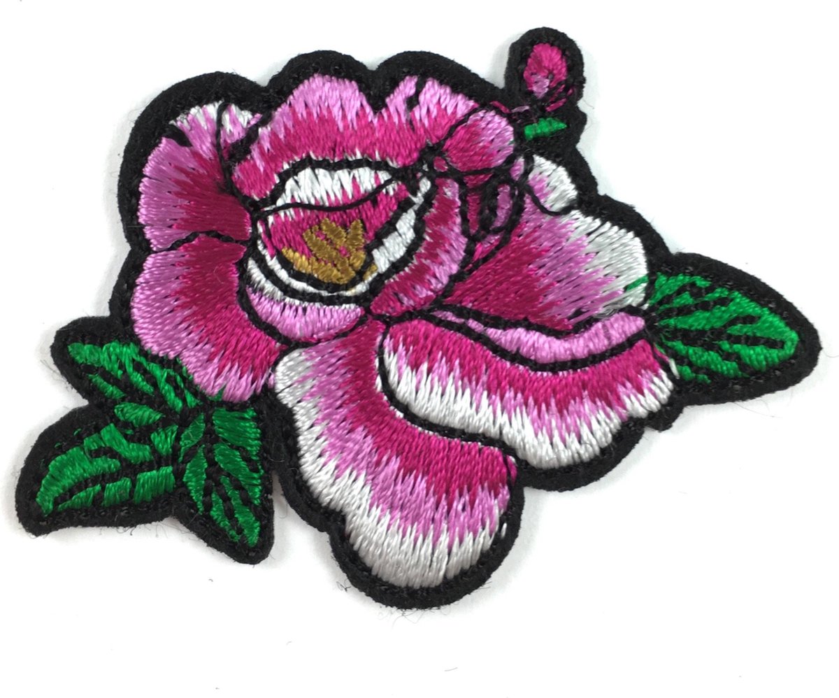 MegaMooi Kleine Roos Strijk Patch Met Licht En Hard Roze 5,5 x 4 cm