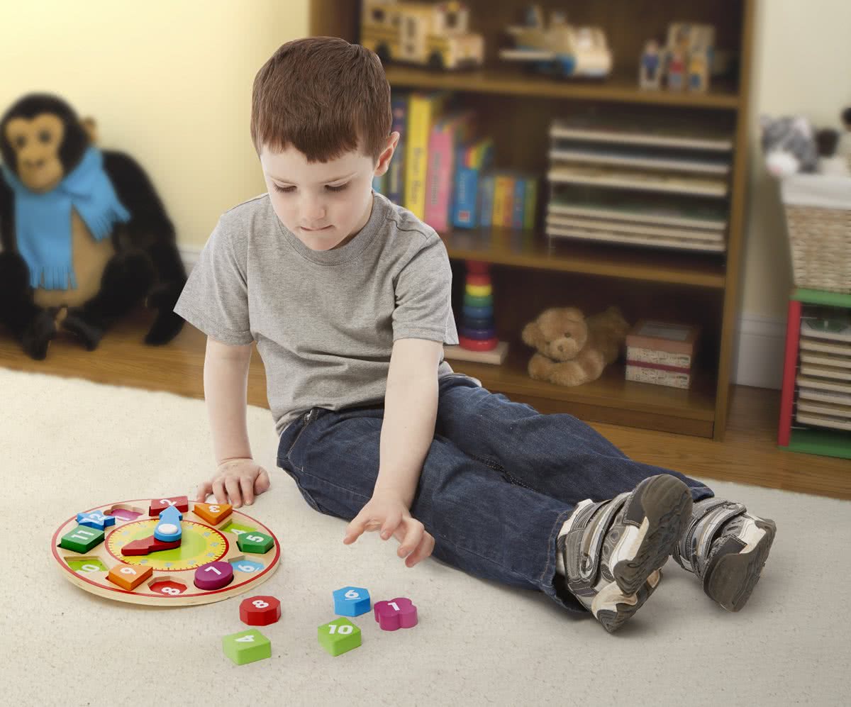 Melissa & Doug - Shape Sorting Clock