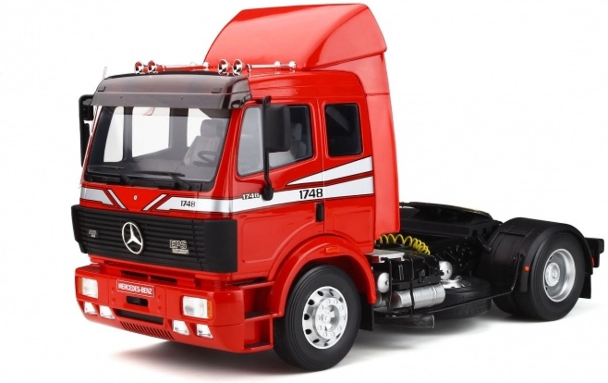 Mercedes-Benz SK 1748 - 1:18 - Otto Mobile Models