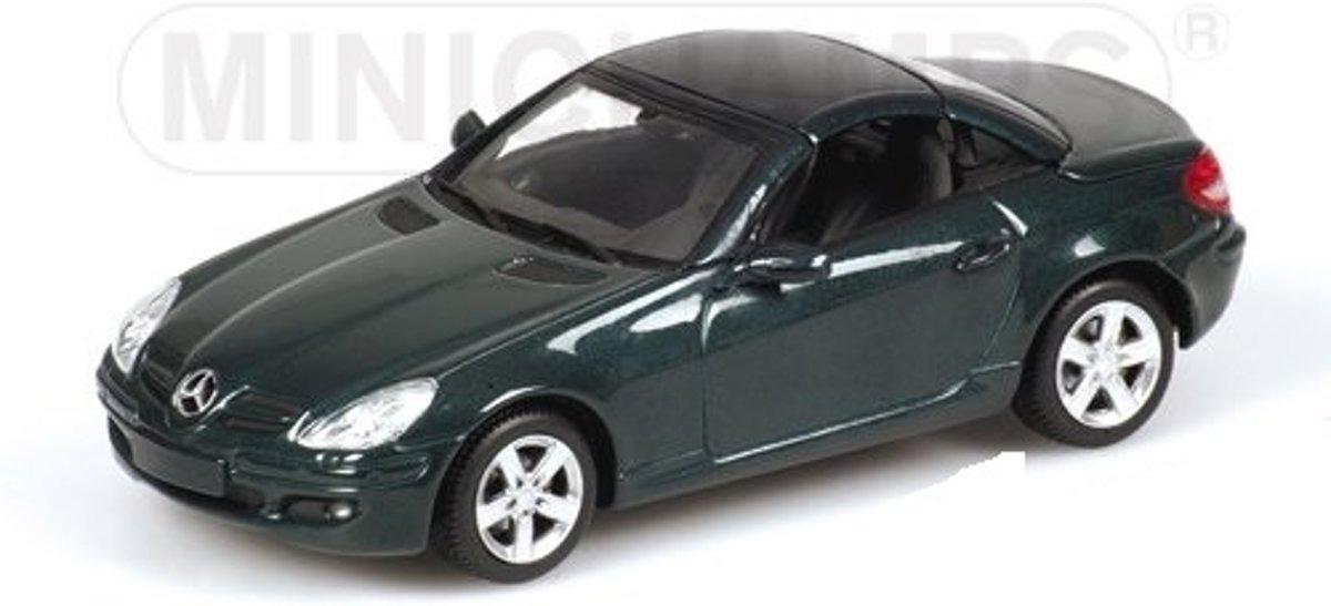 Mercedes-Benz SLK 2004 - 1:43 - Minichamps