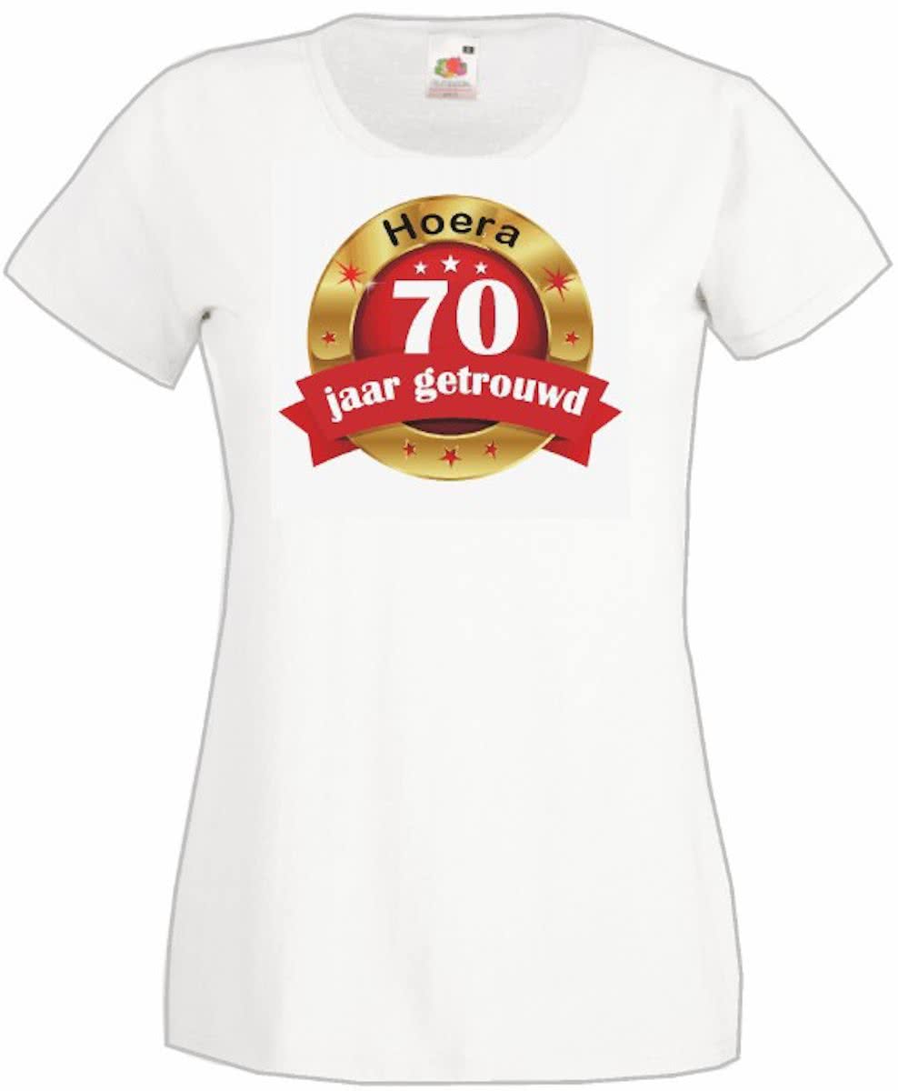 Mijncadeautje Dames T-shirt Hoera 70 jaar getrouwd wit (maat L)