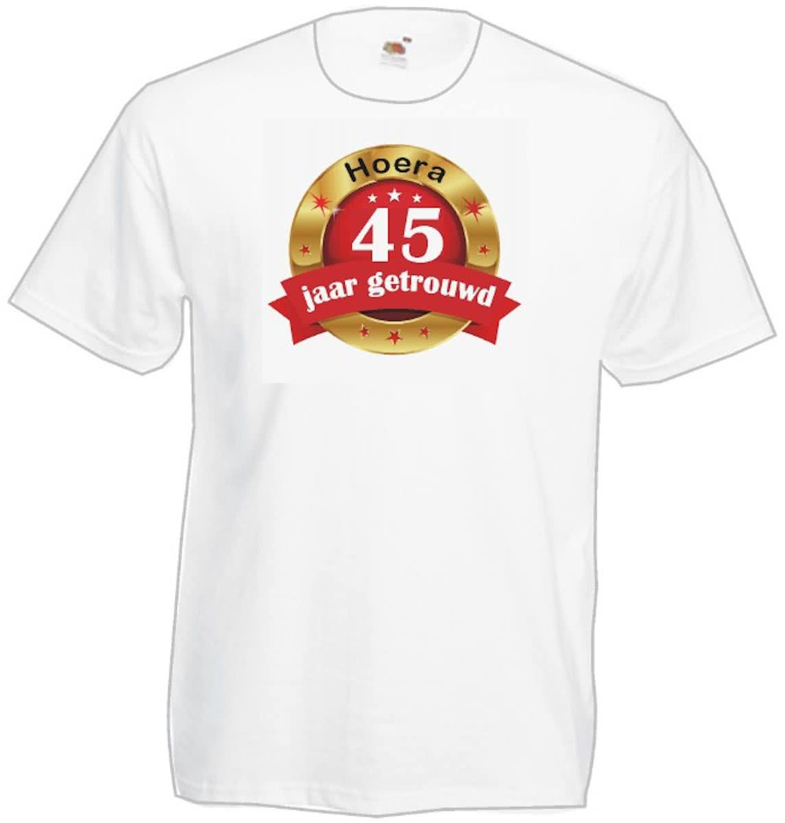 Mijncadeautje Heren T-shirt Hoera 45 jaar getrouwd wit (maat XXL)