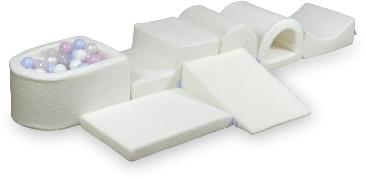 Grootste schuimspeelset met microballenbad