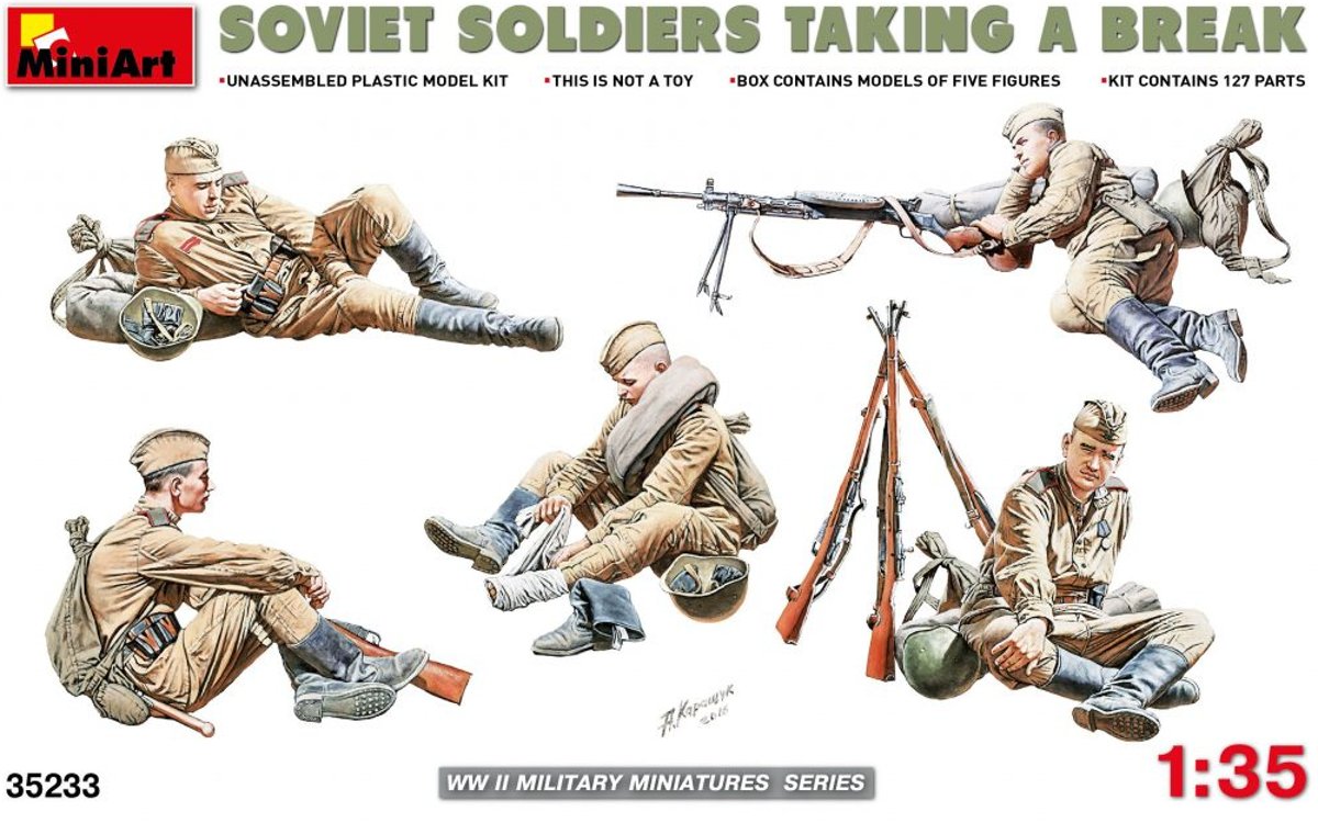 Miniart - Soviet Soldiers Taking A Break (Min35233)