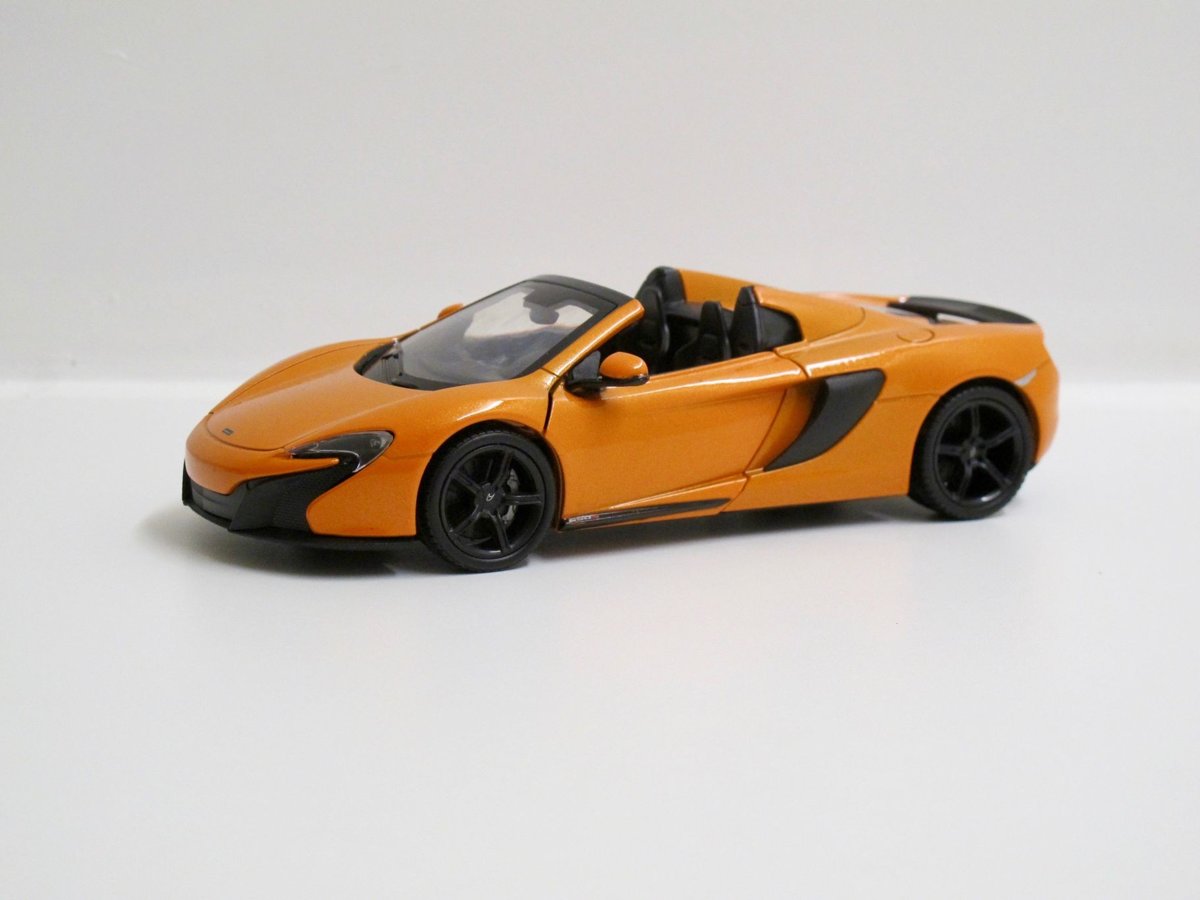 Motor Max 1/24 McLaren 650S Spyder, Oranje metallic