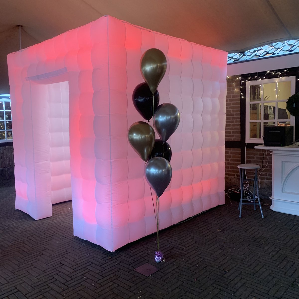 Photobooth - Wit - Led tent - Opblaasbaar - Bruiloft - Feest - Foto - Evenementen - Mr.Balloon