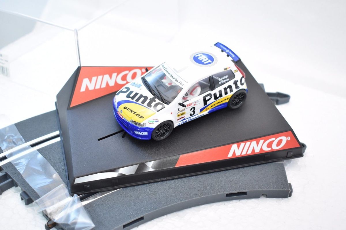 NINCO 1/32 SLOT CAR 50289 FAIT PUNTO SUPER 1600  