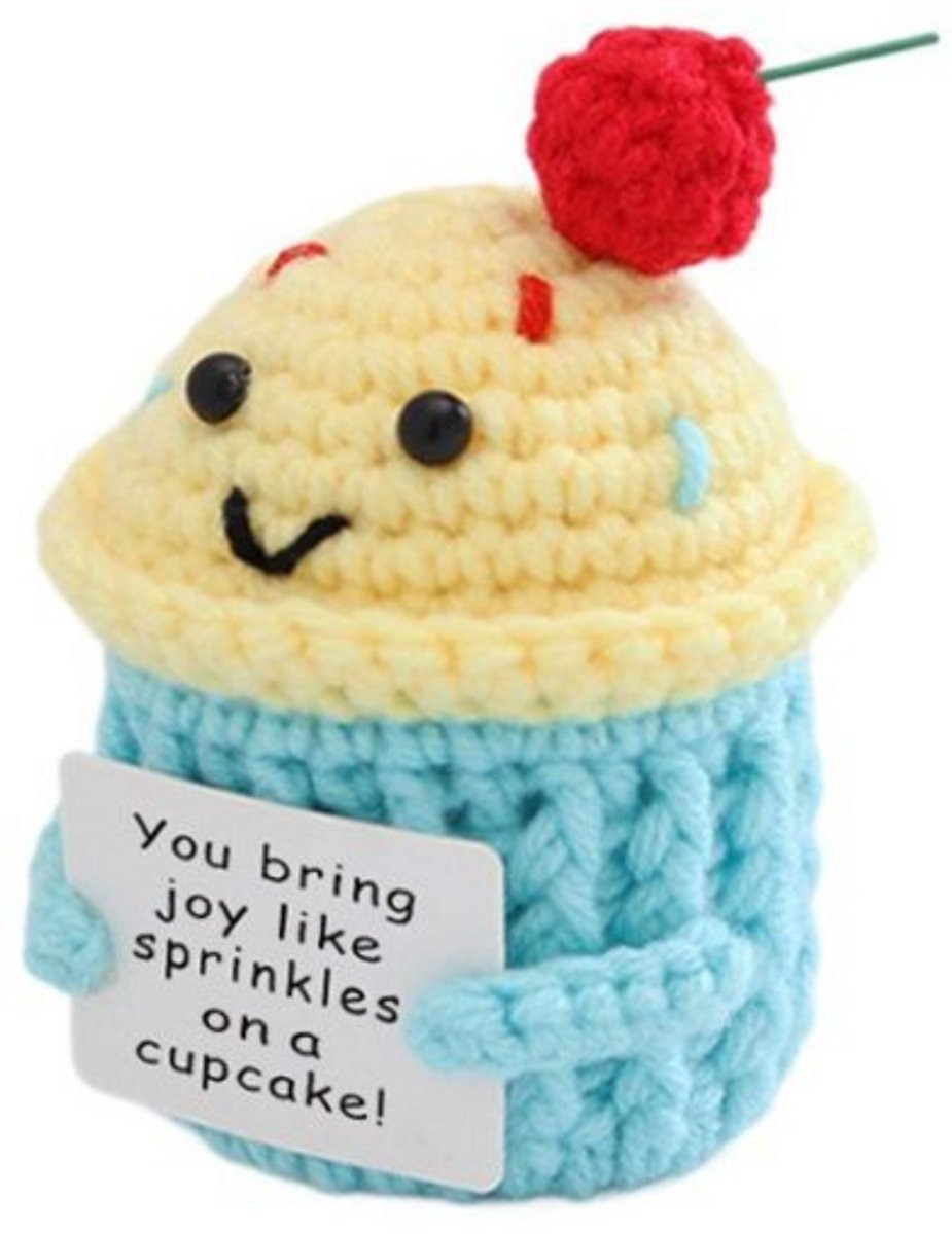 Positive Cupcake - positieve vriendjes - gehaakt poppetje - cupcake - 10cm