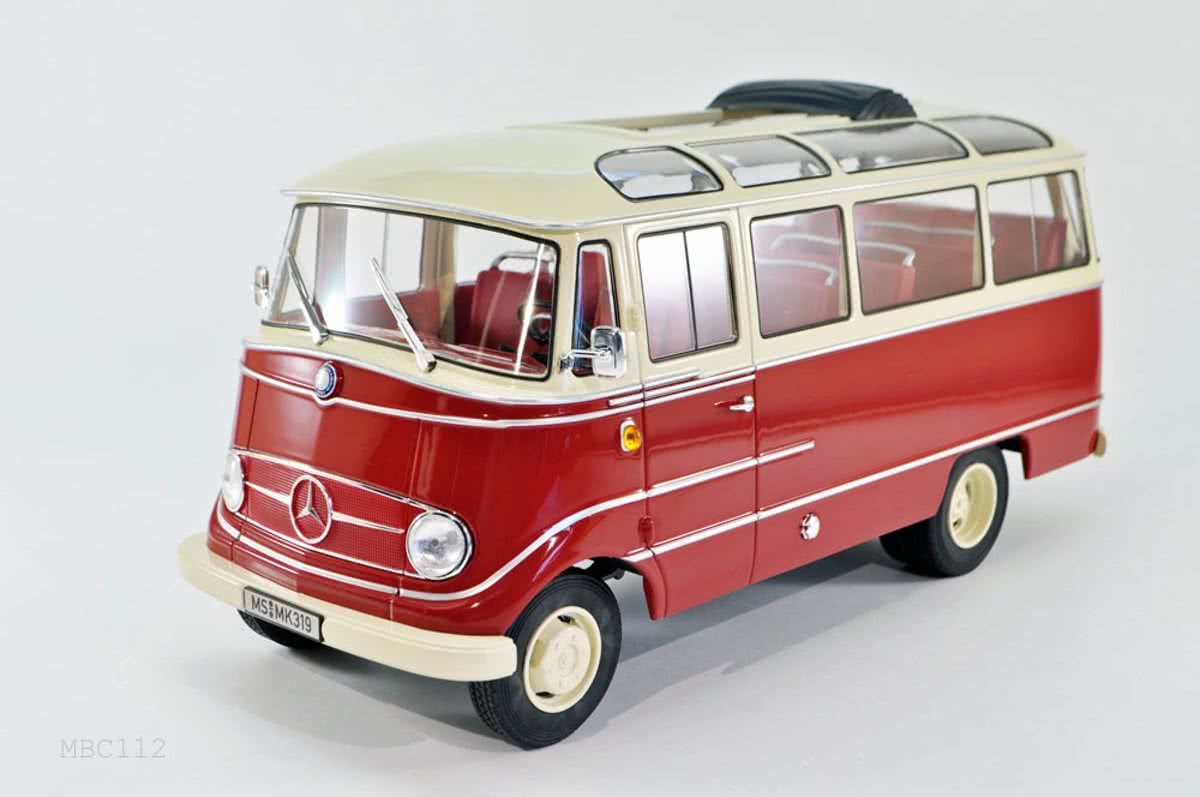 Norev Mercedes-Benz O319  1960  1:18