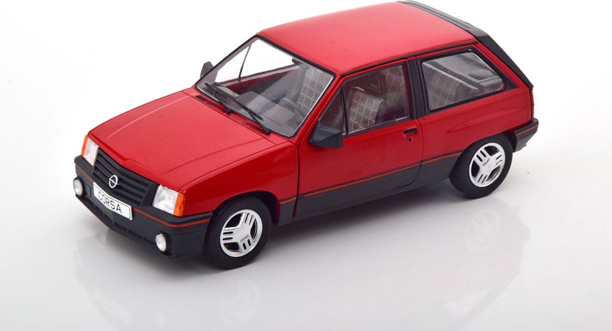 Opel Corsa A SR 1982 Rood / Grijs 1-24 Whitebox