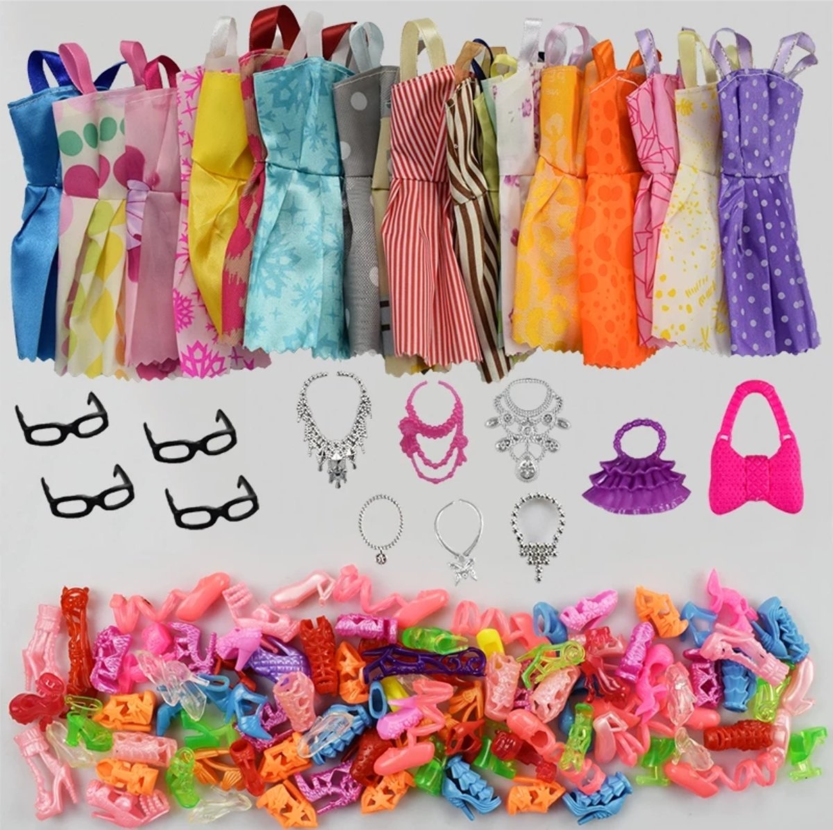 Poppenkleertjes - Geschikt voor Barbie - Set van 32 items - Jurkjes, schoenen, kettingen, brillen en handtassen - Barbie kleding - Complete outfit