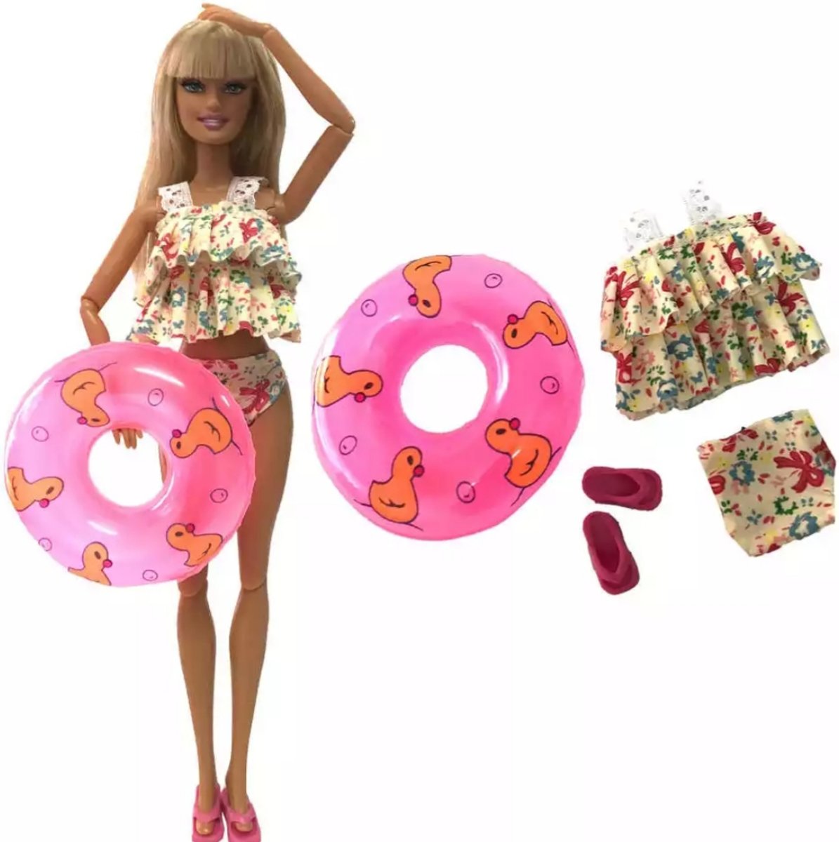 Poppenkleertjes - geschikt voor Barbie - tankini met bloemetjes, strikjes en ruches - met zwemband en slippers - zwemkleding - zomer