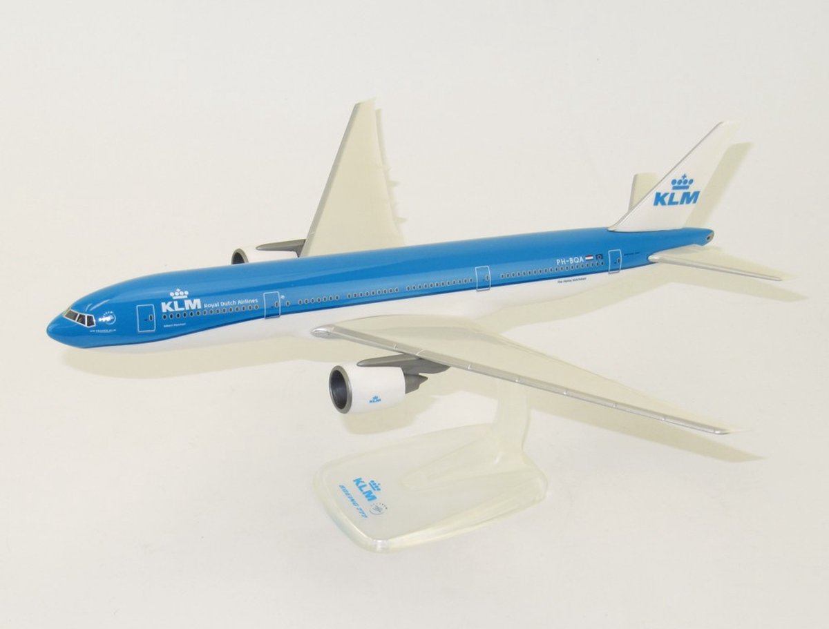 KLM schaalmodel Boeing vliegtuig 777-200 schaal 1:200 lengte 31,85cm