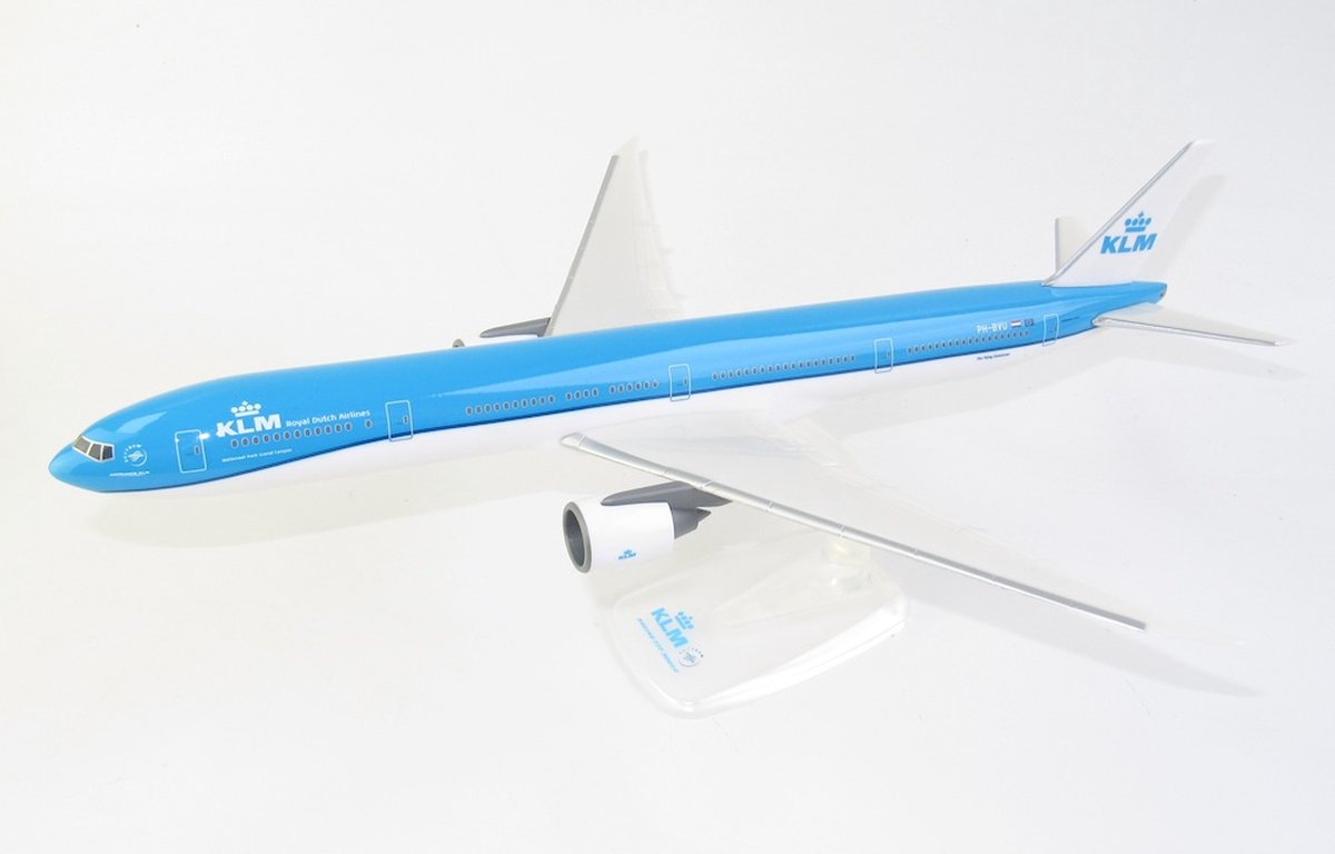 KLM schaalmodel Boeing vliegtuig 777-300ER schaal 1:200 lengte 38,93cm