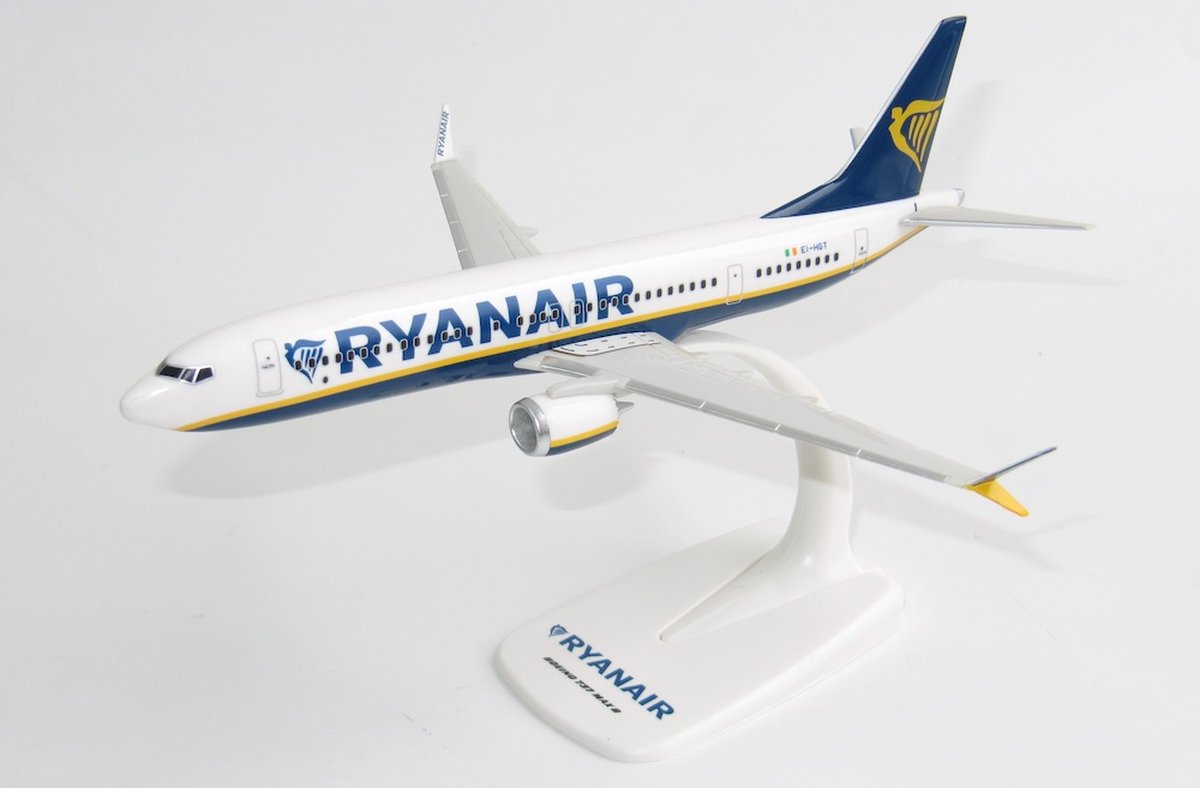 Schaalmodel Ryanair Boeing vliegtuig 737 MAX 8 schaal 1:200 lengte 19,75cm