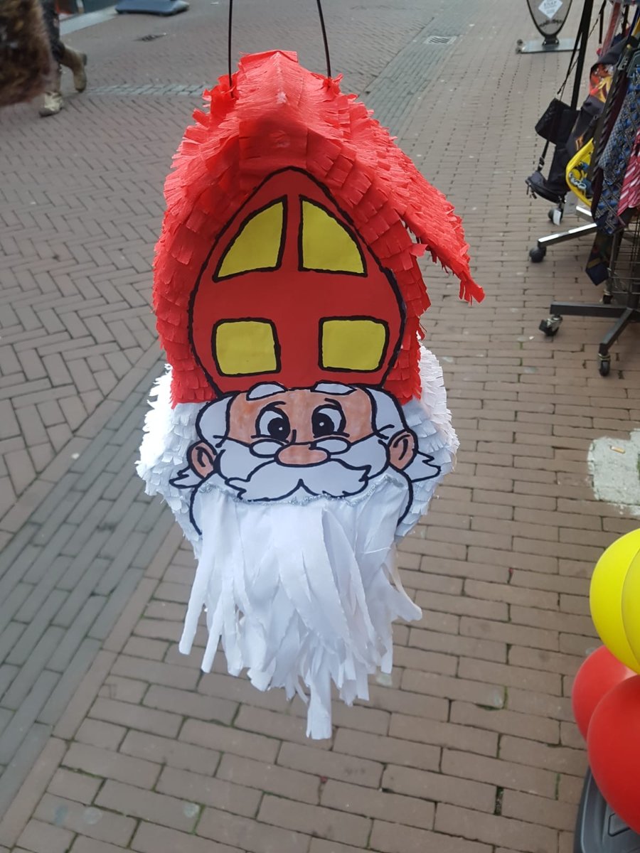 Piñata Sinterklaas 30cm x 50cm + GRATIS stok