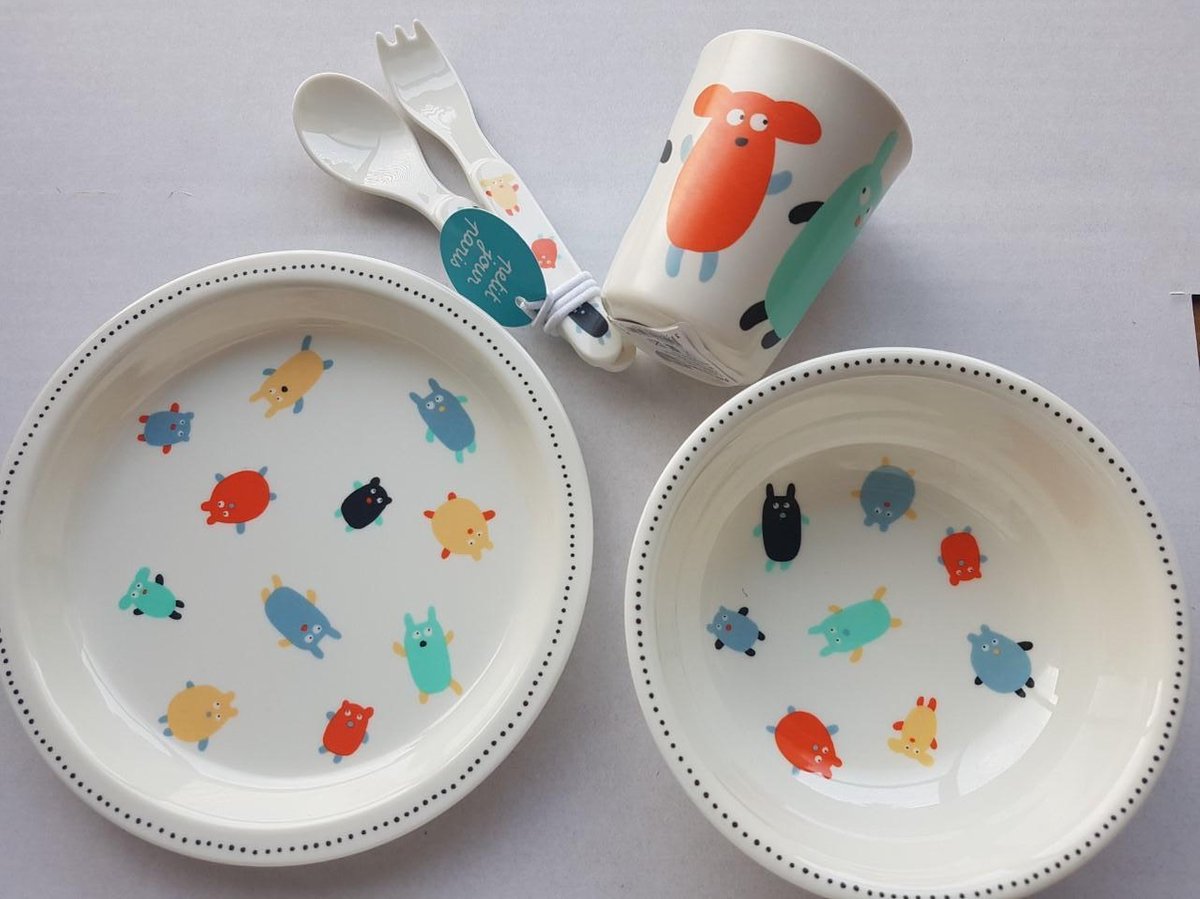 Kinderservies 4 dlg  met leuke beestjes