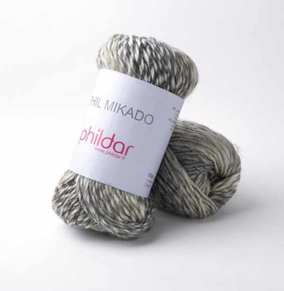 Phildar Phil Mikado 114 - Mineral. PAK MET 5 BOLLEN a 100 GRAM. KL.NUM. 102.