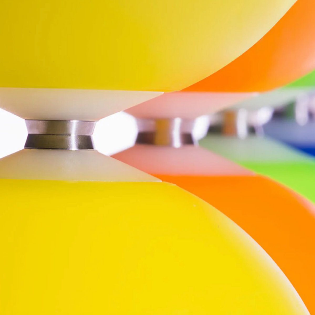 Jongleerspullen   Astro diabolo Glow in the dark DLC3 Glow in the Dark 10 cm