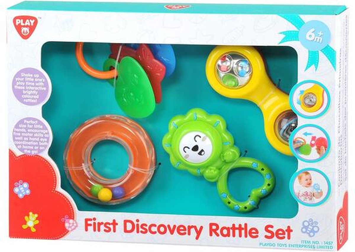   4 baby speeltjes zoals een rammelaar