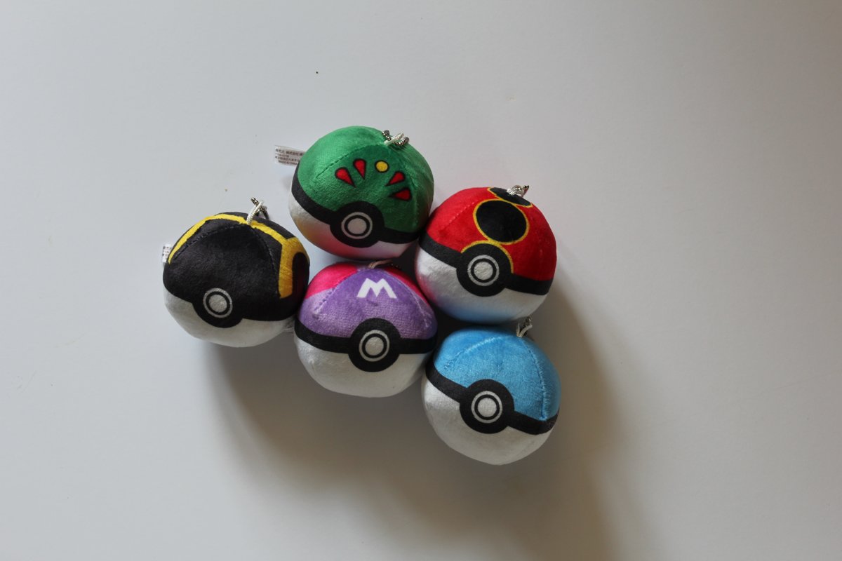 Pokemon balls sleutel hanger/tas 5 stuks