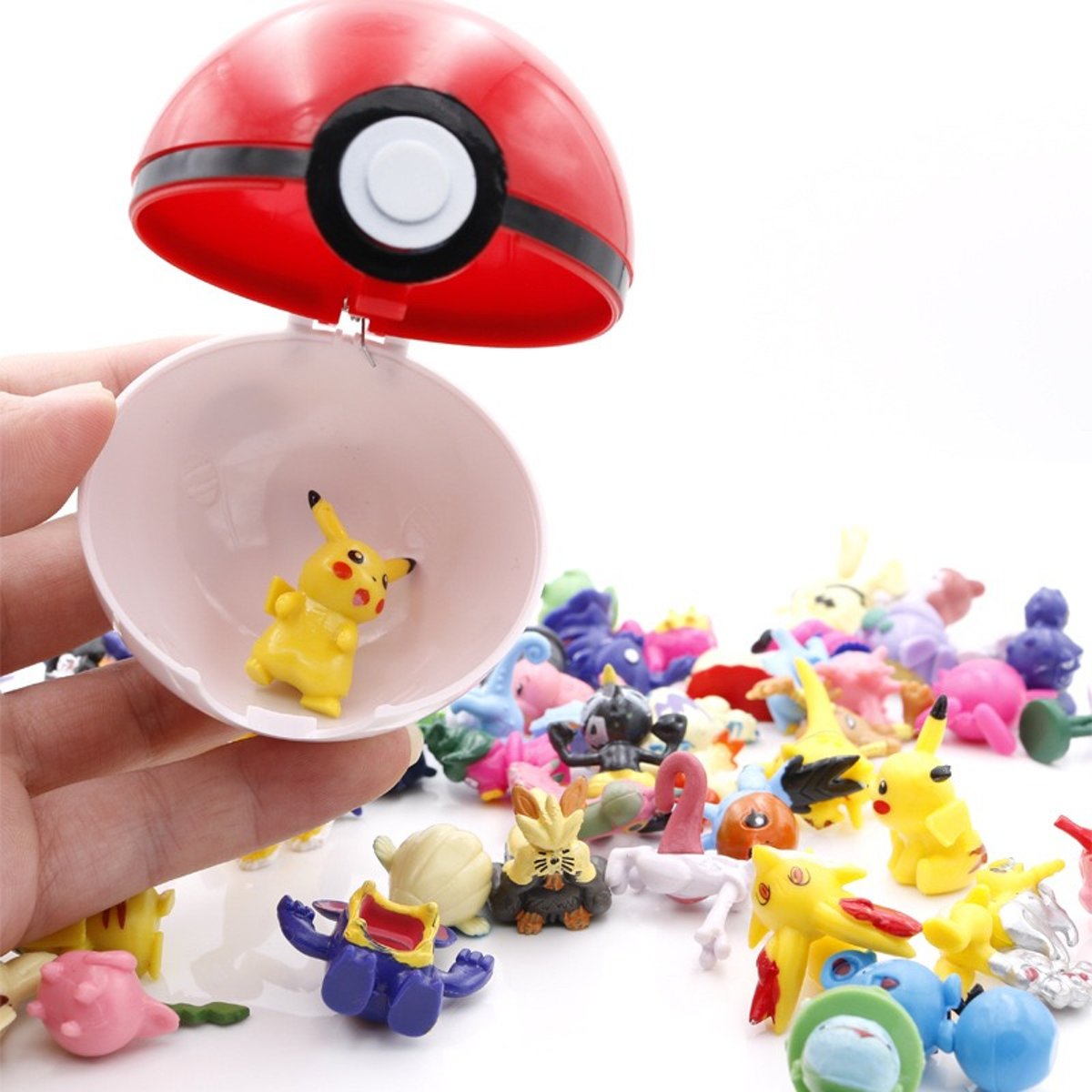 Pokéball + Pokémon Figuurtje - 3 stuks - Pokémon